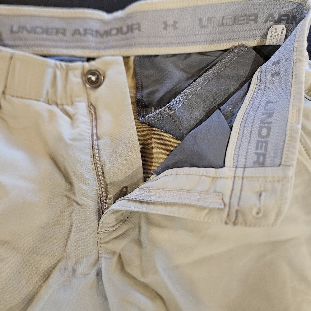 Under Armour Light Tan Men's Golf Pants 30x32